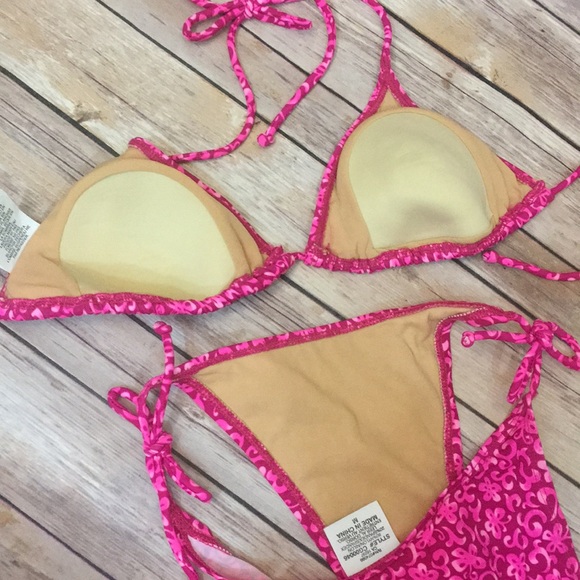 Pink bikini 👙 - Picture 6 of 6